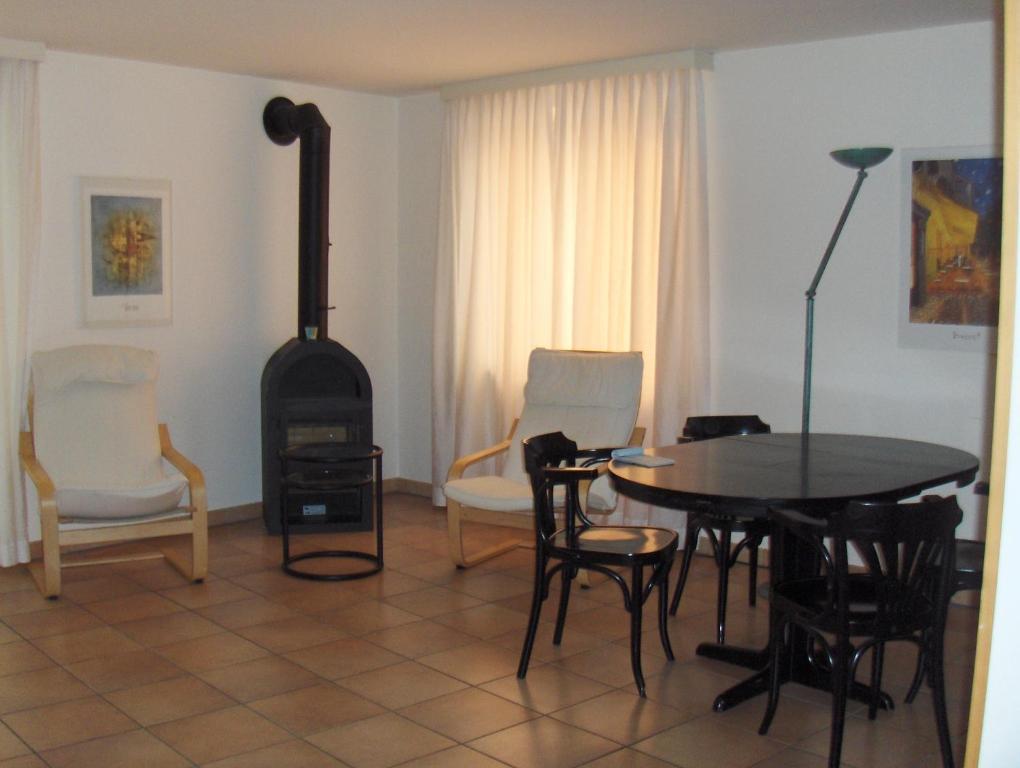 Appartamenti Della Ruga Ascona Ruang foto